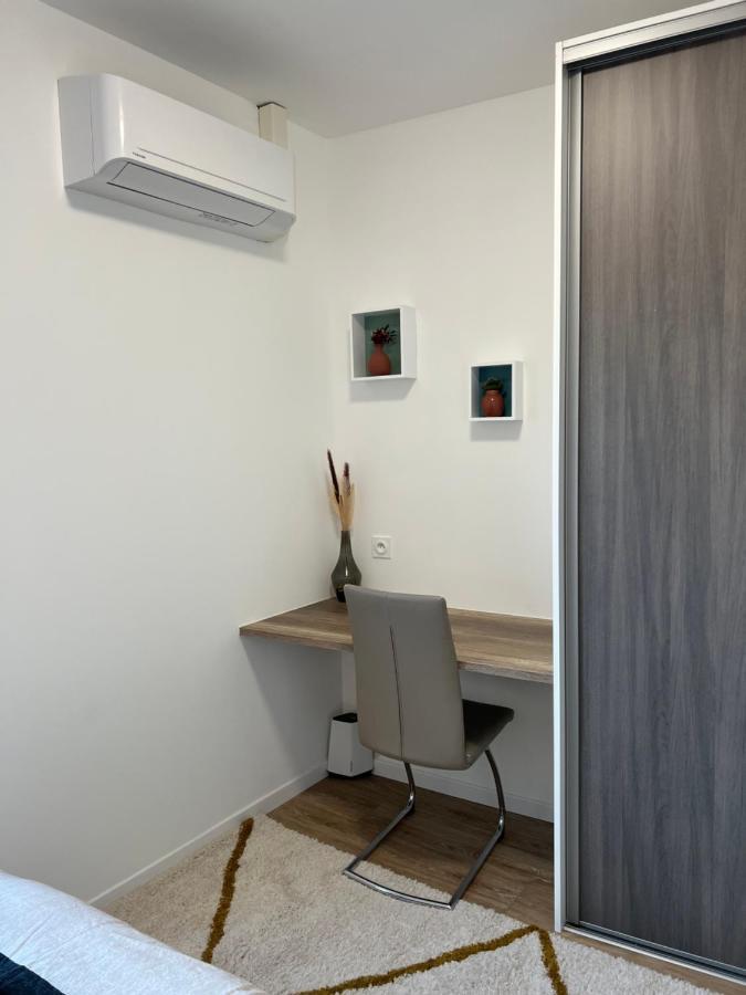 Charmant Appartement T2 Cosy Climatise 布里夫拉盖亚尔德 外观 照片